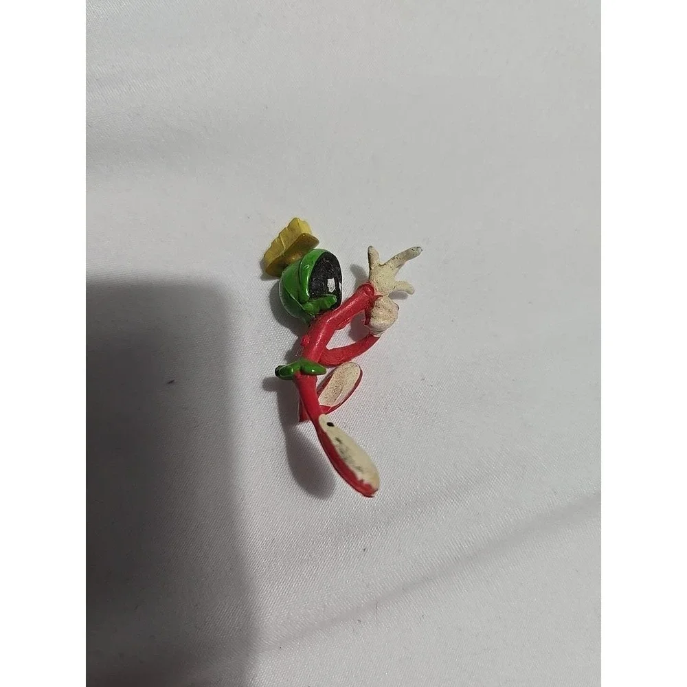 Bugs Bunny Tweety Pencil Toppe Small Figures Used Some Broke Lot Of 4 WB S03 Lot